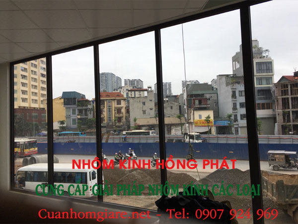 vach-nhom-xingfa-he-55