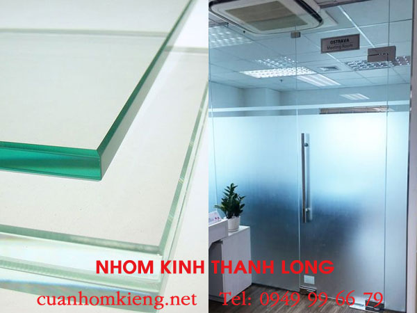 kinh-cuong-luc-8-ly-gia-bao-nhieu