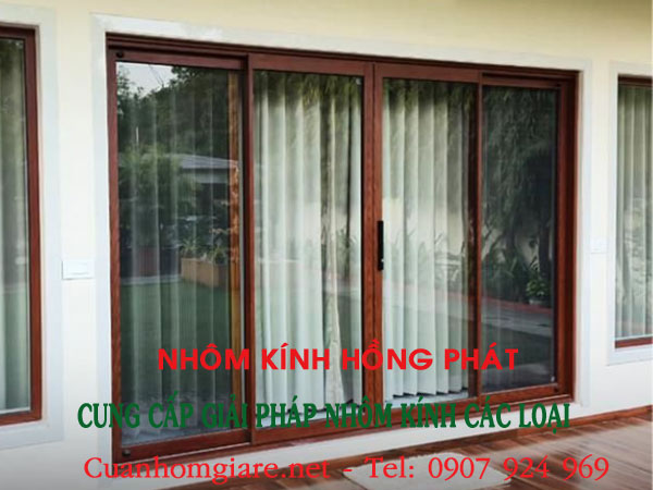 cua-nhom-kinh-gia-go